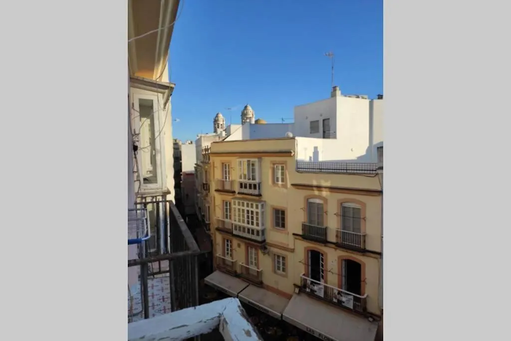 Apartment La Casa De Las Flores By Gades Gestion Cadiz
